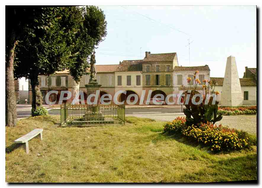 CPSM Tarn et Garonne Golfech (T et G) Place de l'Eglise