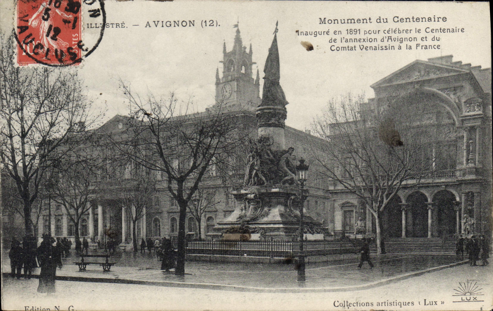 CPA Vaucluse Avignon Monument du Centenaire