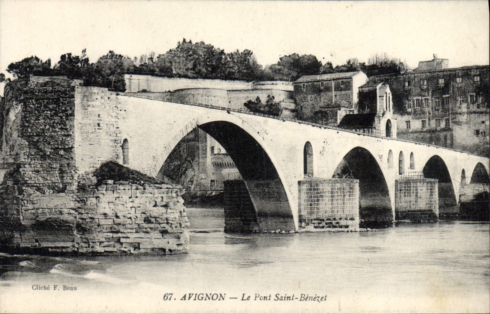 Avignon — El Puente de San Bénézet — Cliché F. Beau, n° 67 - Anverso