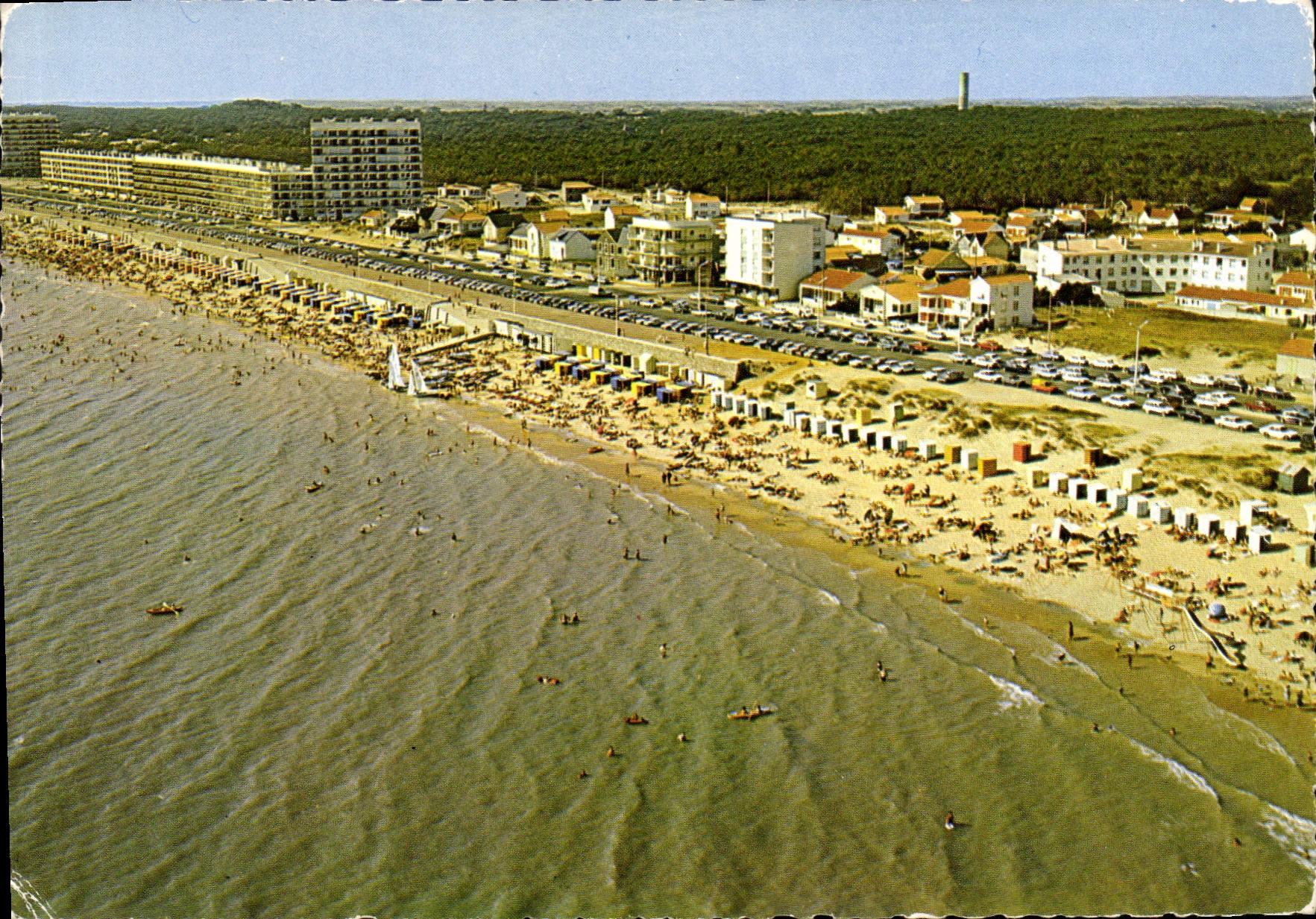 Saint Jean de Monts (Vendée) — La Plage des Demoiselles — Éditeur : Éditions Naturelles, n° A85 521 1054