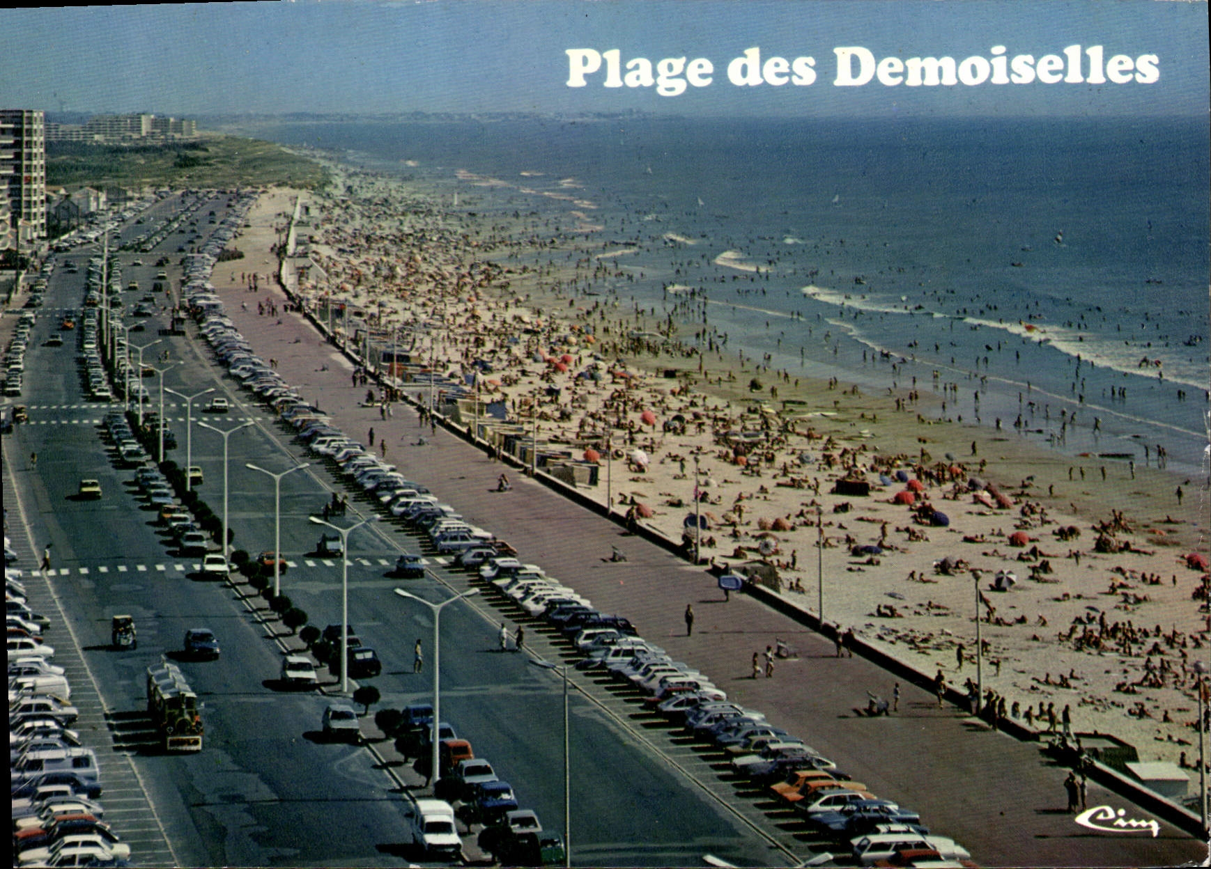 Plage des Demoiselles — aerial view — Cinq