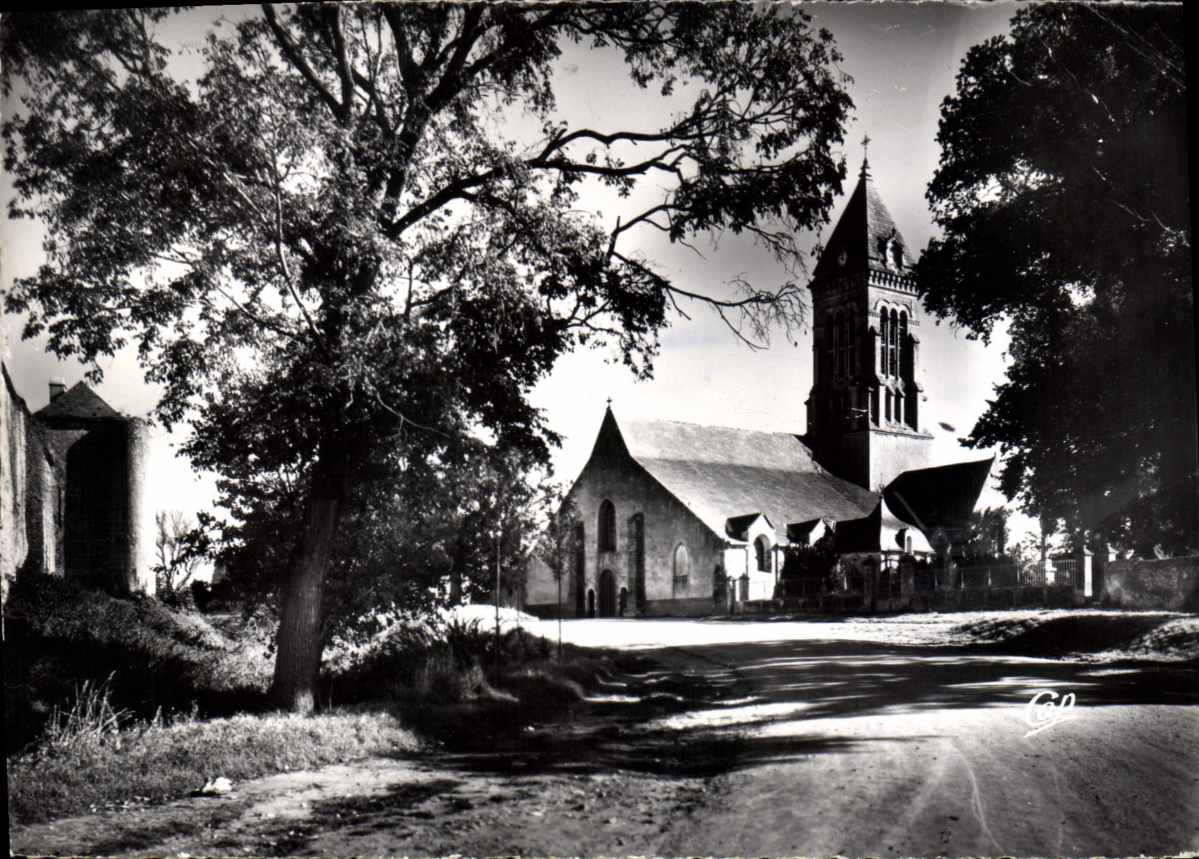 Ile de Noirmoutier — The Church and the Castle — Cie des Arts Photographiques