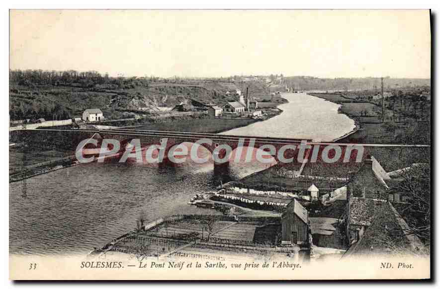 CPA Solesmes Le Pont Neuf et la Sarthe vue prise de l'Abbaye 