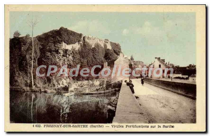 CPA Fresnay sur Sarthe Sarthe Vieilles Fortifications sur la Sarthe 