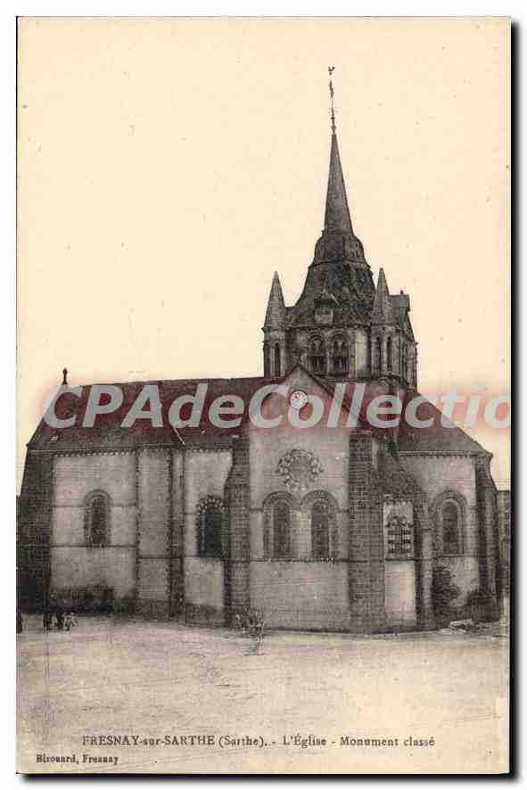 CPA Fresnay sur Sarthe Sarthe l'Eglise Monument classe 