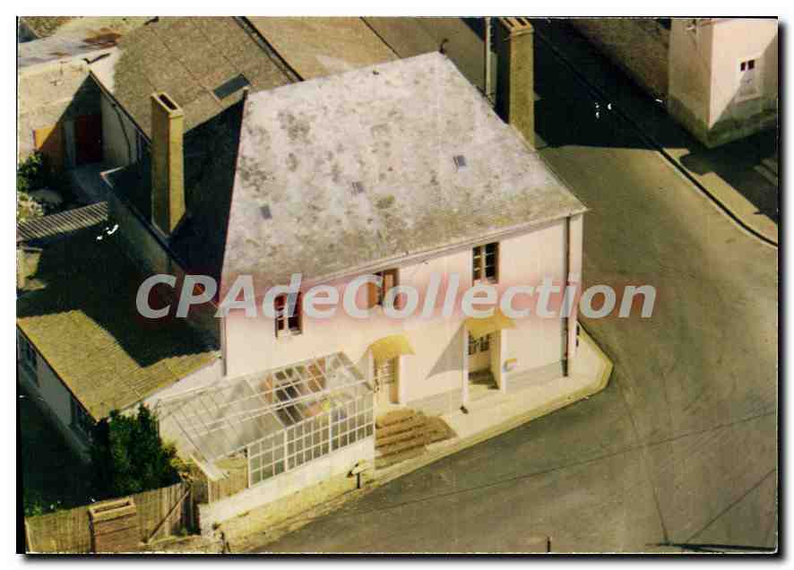Haus mit Gewächshaus — Neuvy-en-Champagne — Privater Studienkreis, unbekannter Verlag