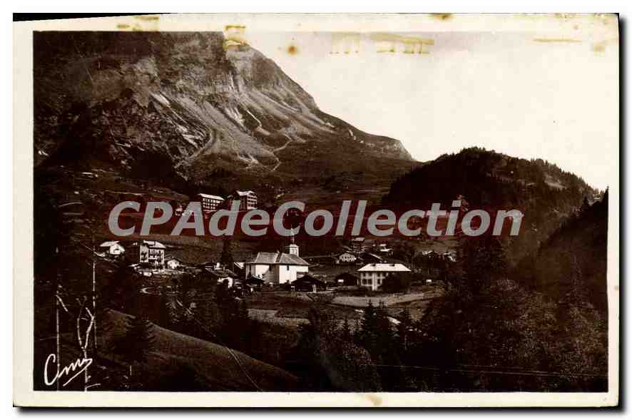 CPA La Giettaz Savoie vue generale et la Chaine de Aravis 