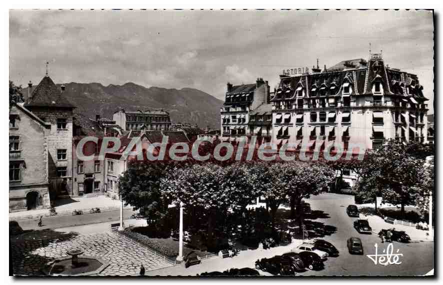 CPA Aix les Bans place des Thermes la Mairie et hotel Astoria 
