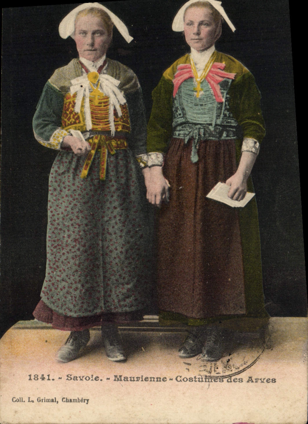 CPA Savoie Maurienne Costumes des Arves 
