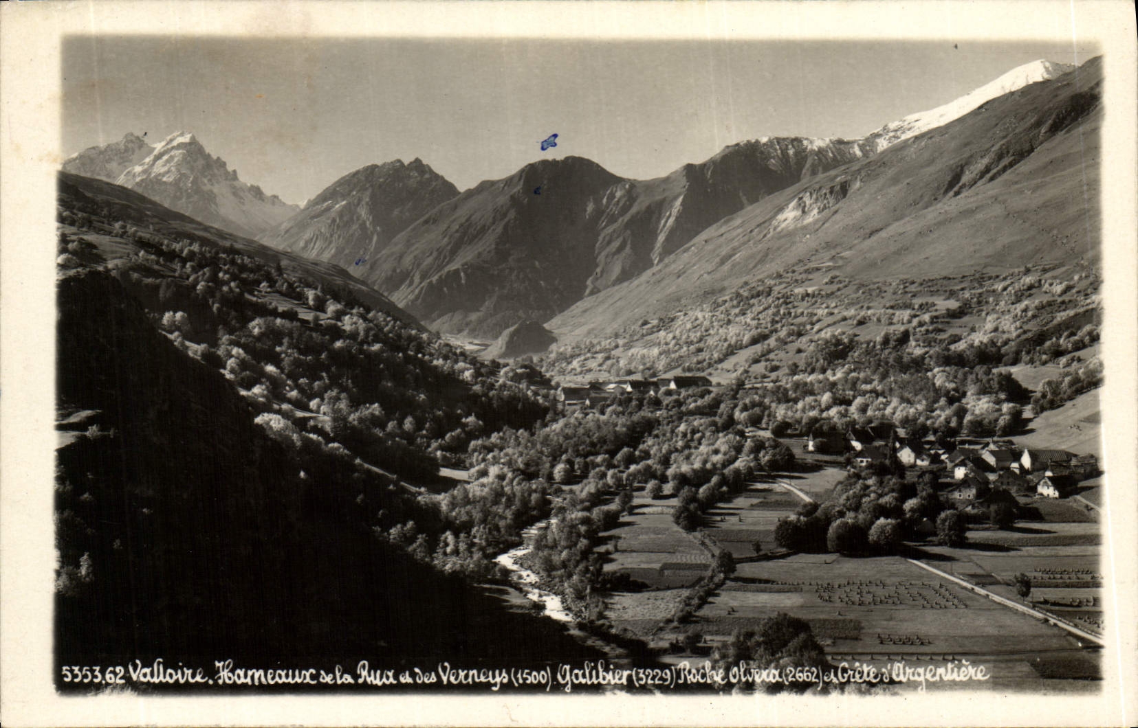 CPA Valloire Hameaux de la rue et ses verneys Galibier d'Agentiere 