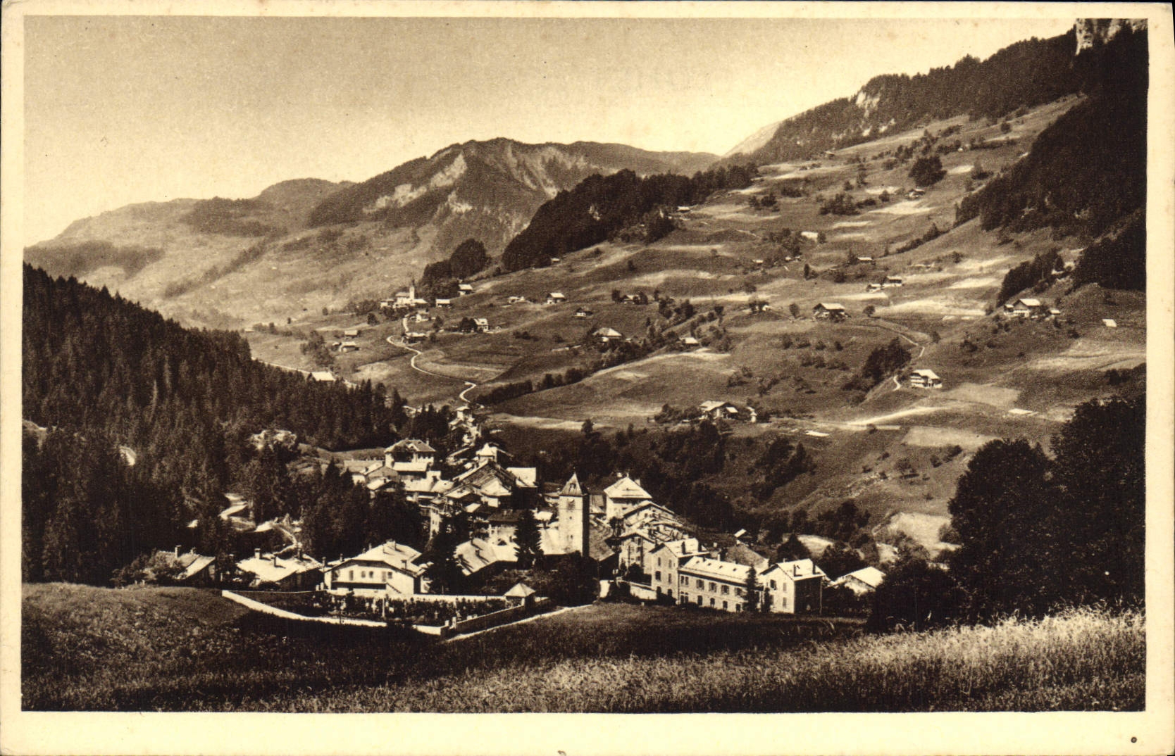 CPA Savoie Flumet et St Nicolas la chapelle 