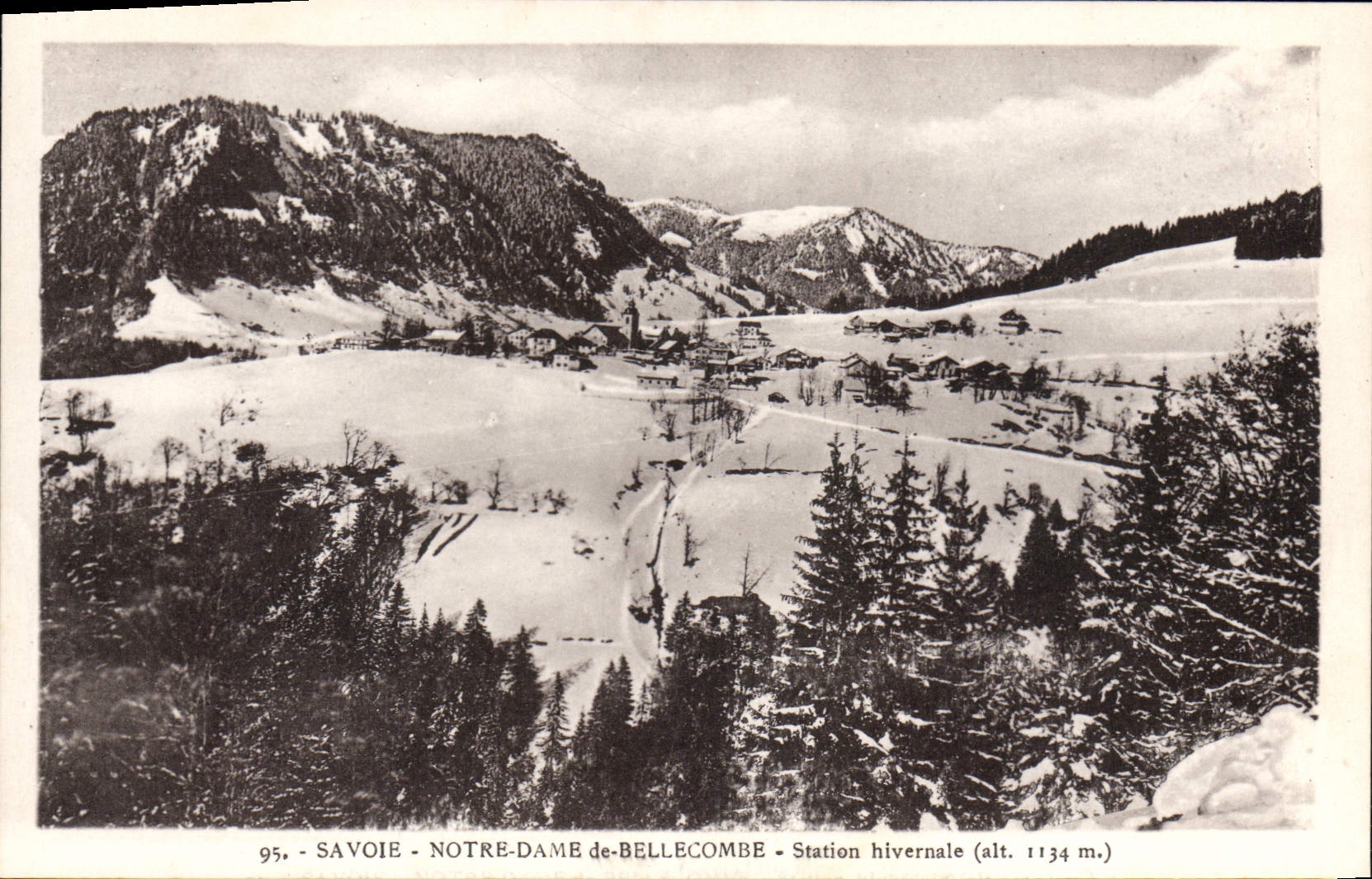 CPA Savoie Notre Dame de Bellecombe Station Hivernale 