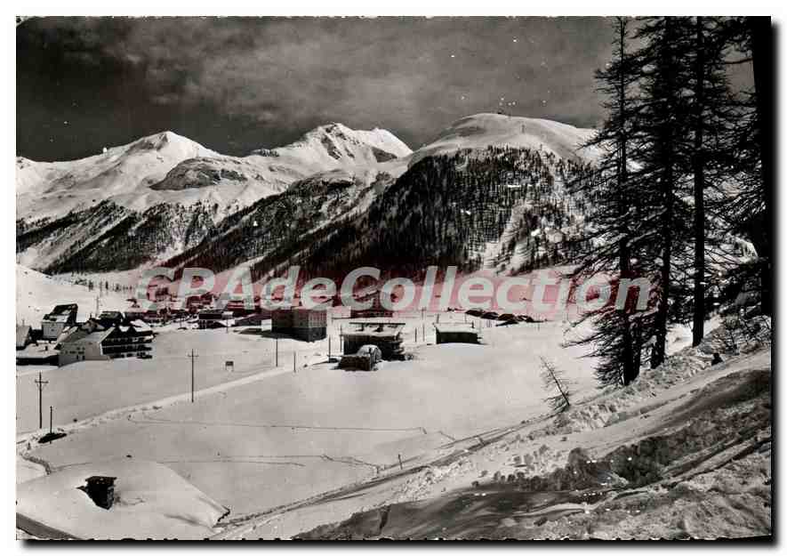 Val d'Isère (Savoie) — station de ski enneigée — CPAdeCollection