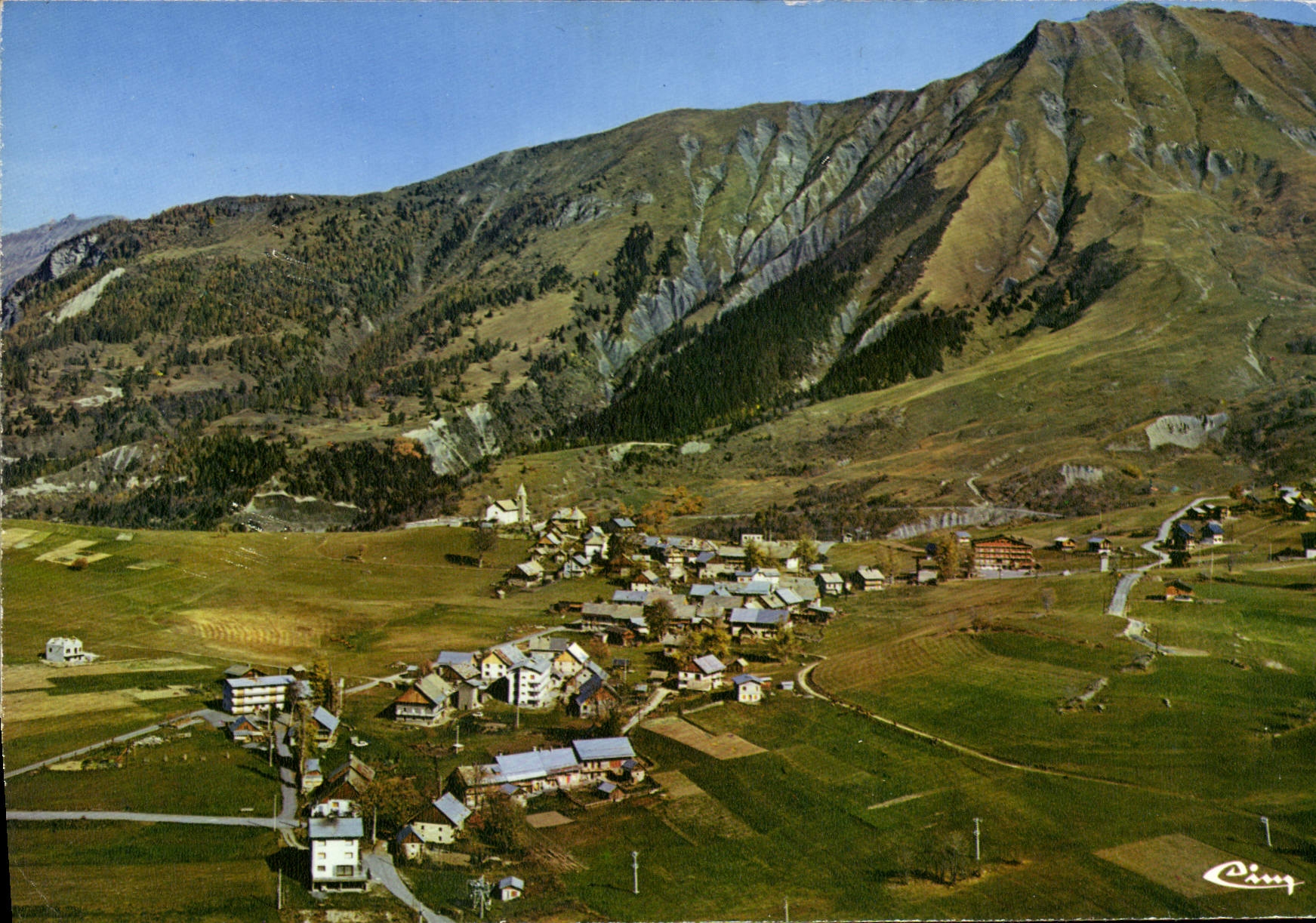 CPSM Albiez le Vieux Savoie vue generale aerienne 