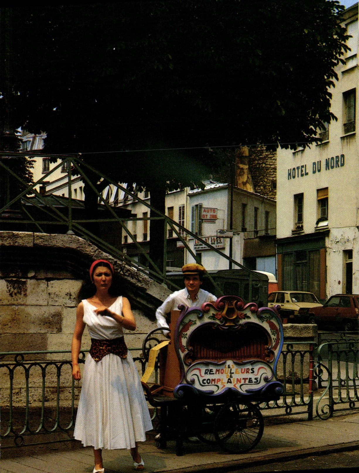 París - Quai Jemmapes - Los Remoileurs de Lamento — Ediciones LECONTÉ, n° 3913