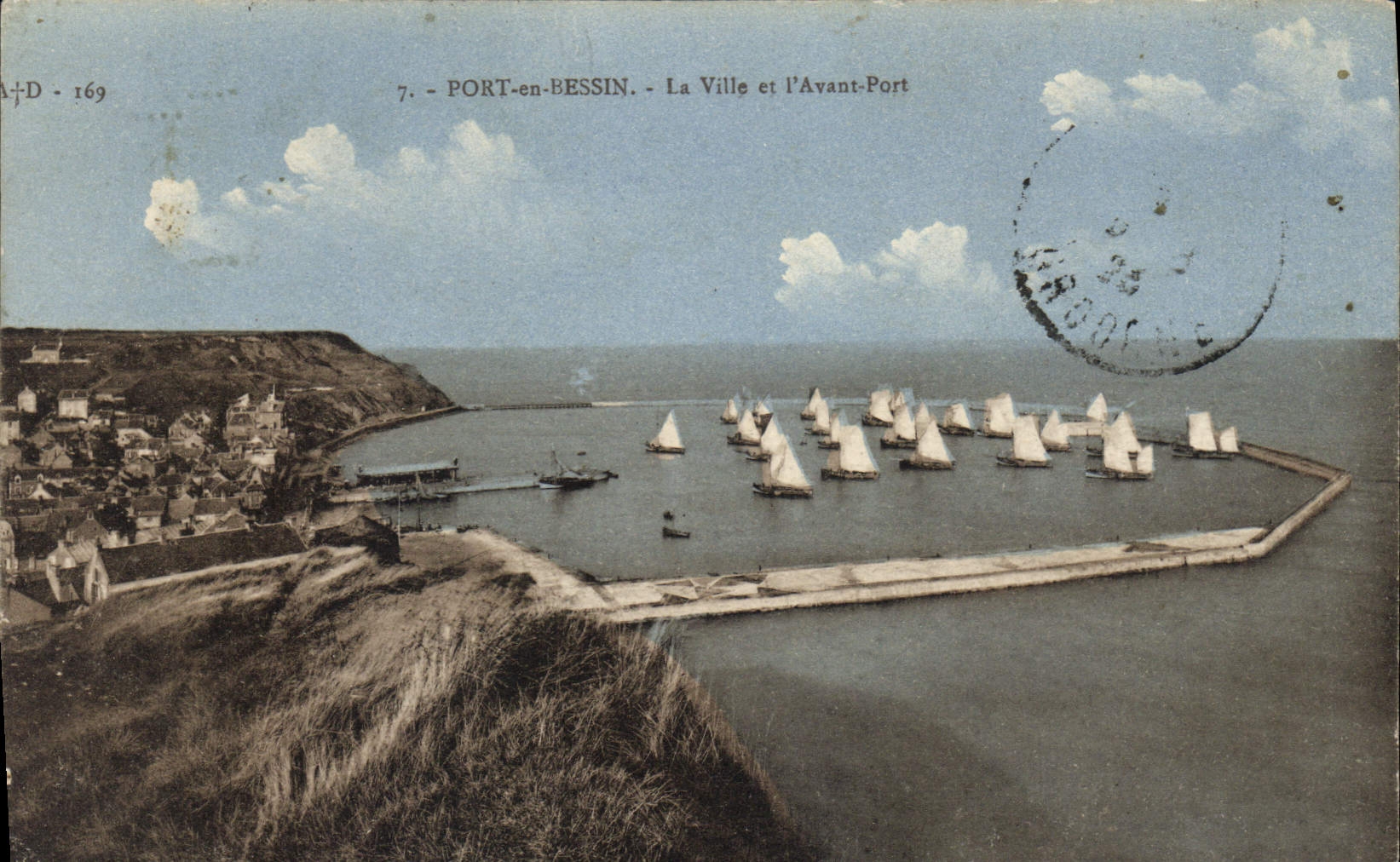 PORT-en-BESSIN - Die Stadt und der Hafen — A+D 169
