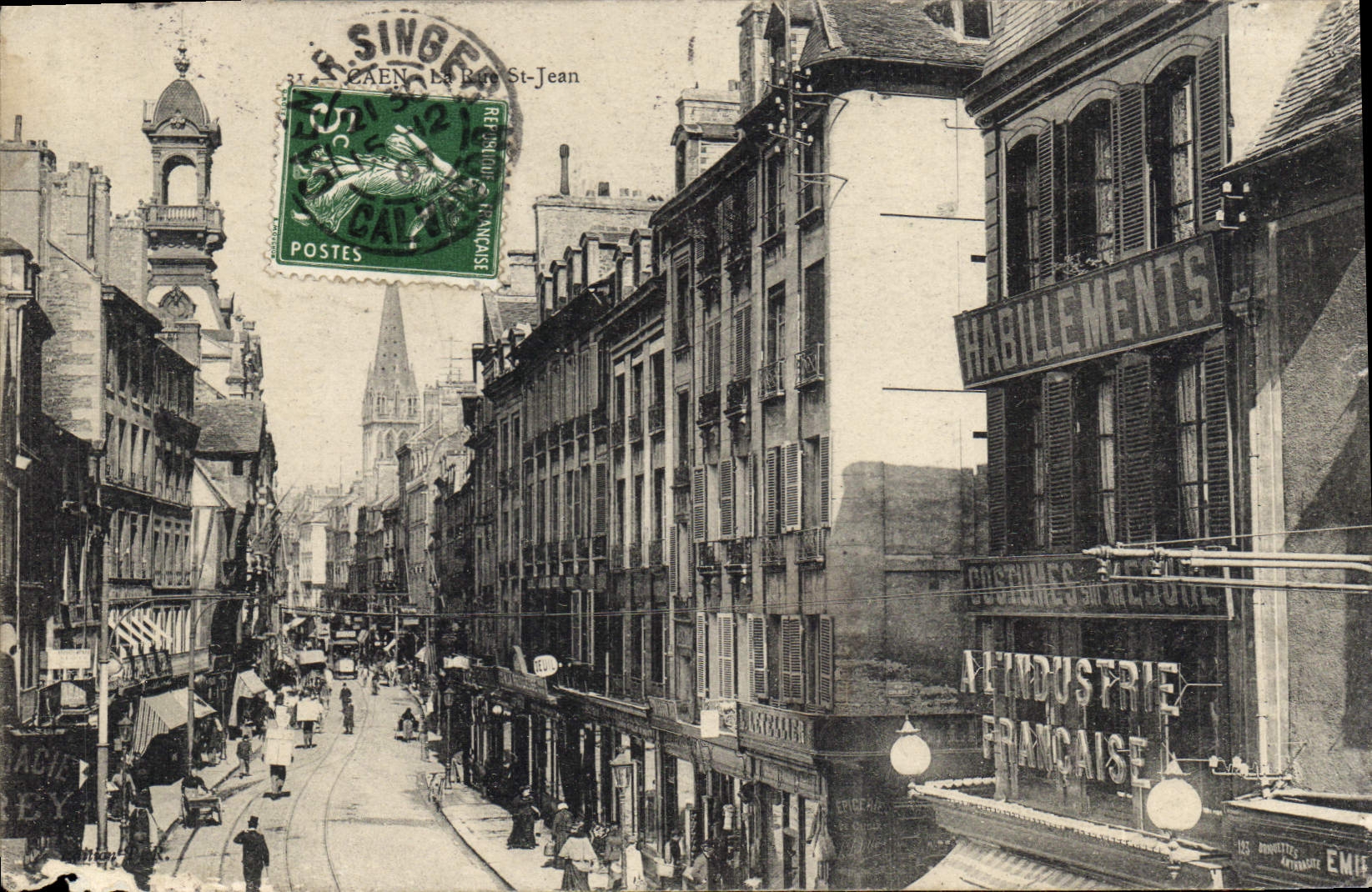 Caen, rue Saint-Jean — vue de la rue avec la cathédrale en arrière-plan — éditeur non identifié, n° de série non visible