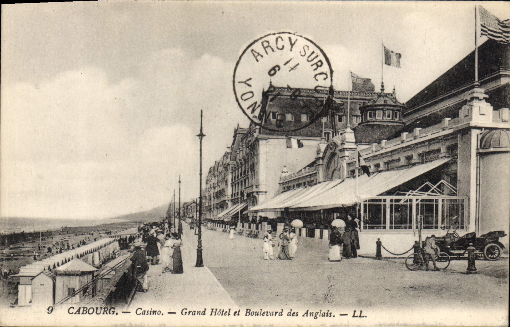 Cabourg — Casino, Grand Hôtel et Boulevard des Anglais — LL.