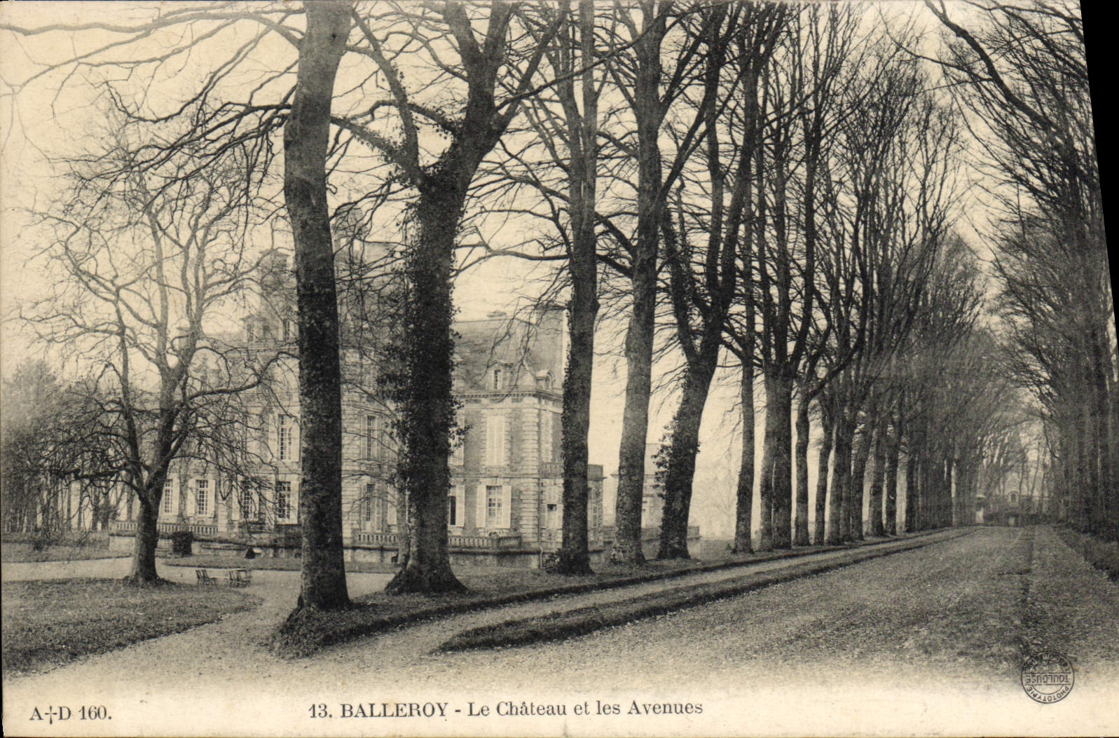 Balleroy - Le Château et les Avenues — Éditeur A. Dubosq, n° 13