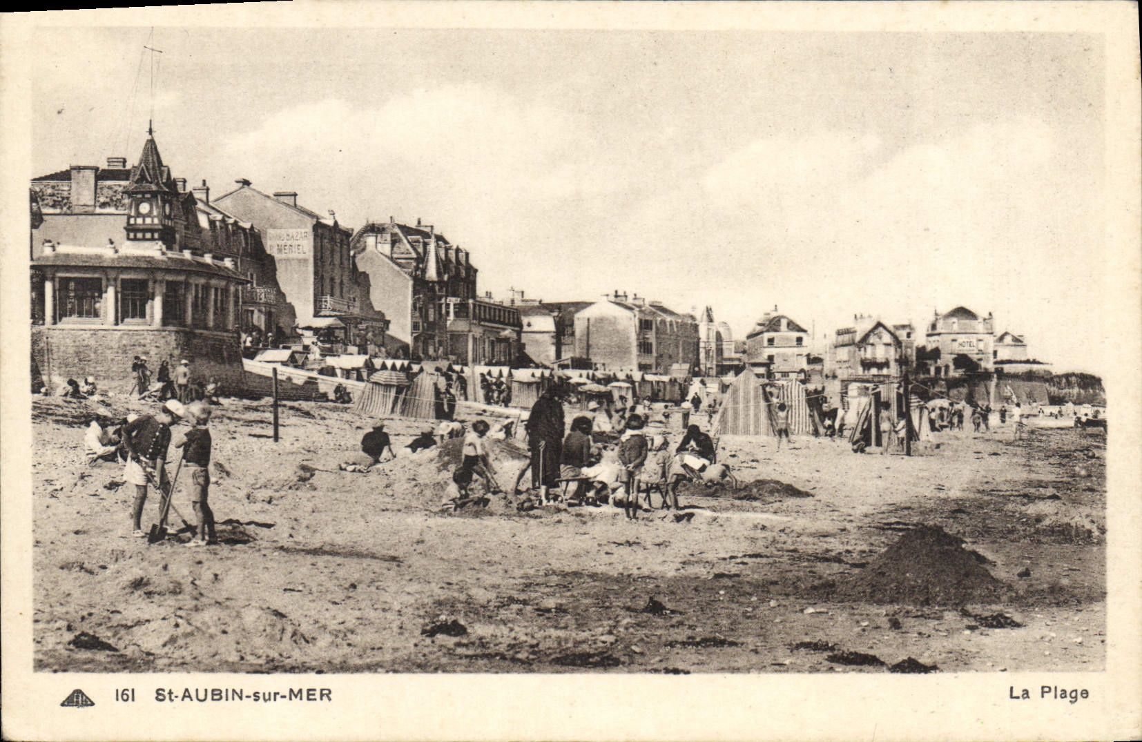 St-AUBIN-sur-MER — La Plage — C° des Arts Photographiques, États-Bas