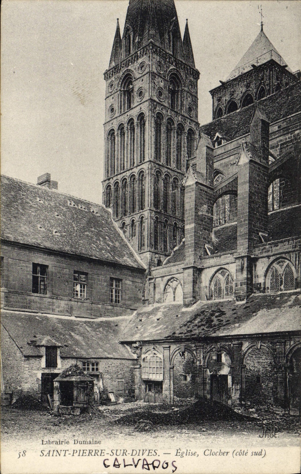 Saint-Pierre-sur-Dives — Église, Clocher (côté sud) — Librairie Dumaine, n°58