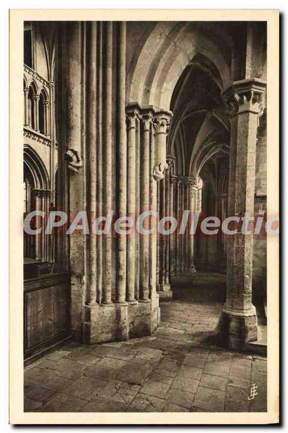 Église de Norrey-en-Bessin — Pilier Sud-Est de la Tour et pourtour Sud du Chœur — Éd. d'Art E. Jardin, St-Jacques
