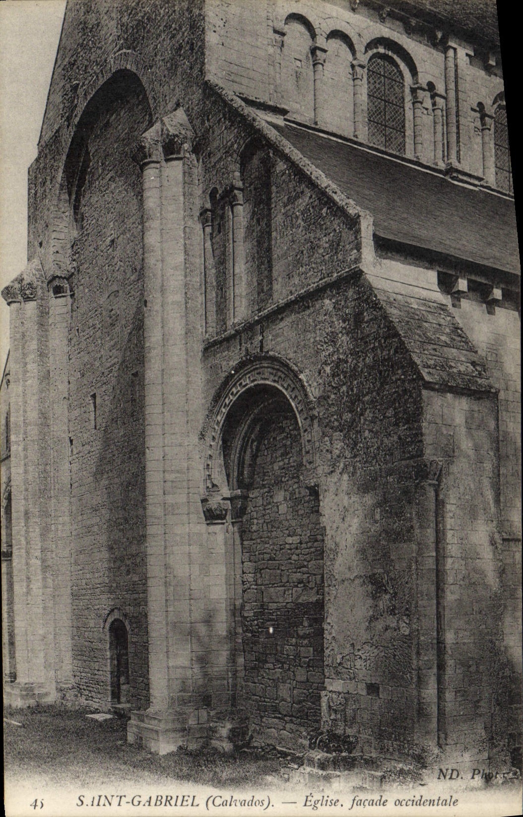 Saint-Gabriel (Calvados) — Église. Façade occidentale