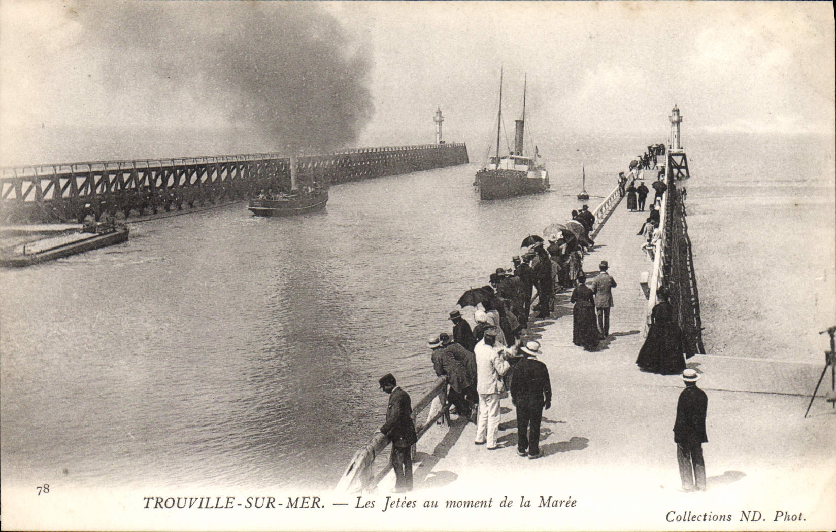 Trouville-sur-Mer — Les Jetées au moment de la Marée — Collections ND. Phot.
