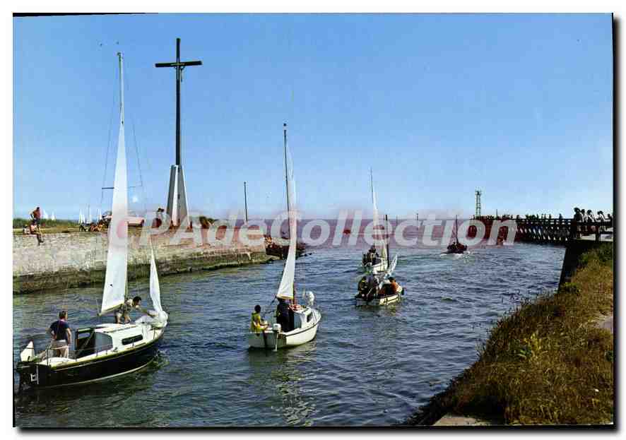Courseulles-sur-Mer — Yachts sortant du Port — Édition Artaud Frères