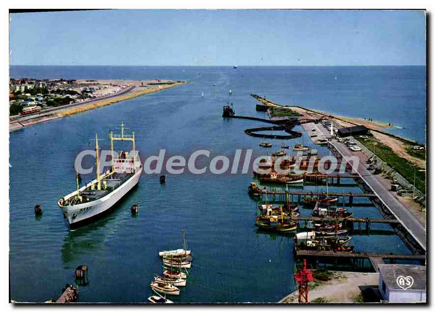 Port de Ouistreham — vue aérienne — ARTA de la Métalchrome, Nantes-Carquefou