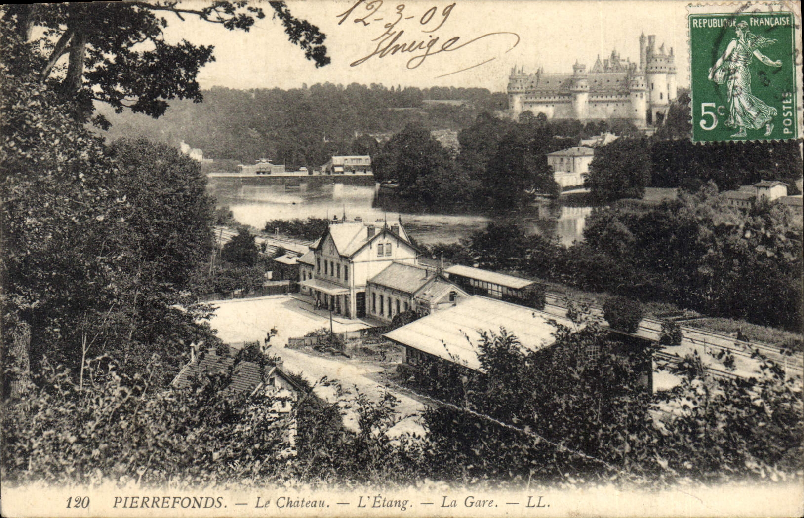 CPA Pierrefonds Le Chateau L'Etang La Gare 