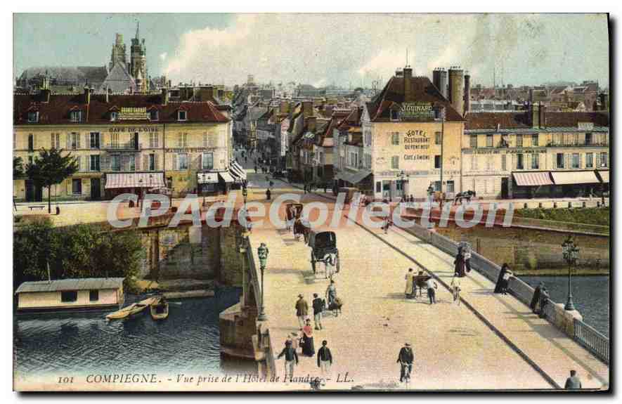 CPA Compiegne Vue prise de l'Hotel de Flandre 