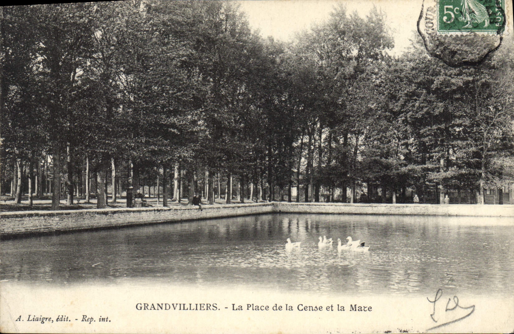 Grandvilliers - La Place de la Cense et la Mate — A. Liaigre, édit. - Rep. int.