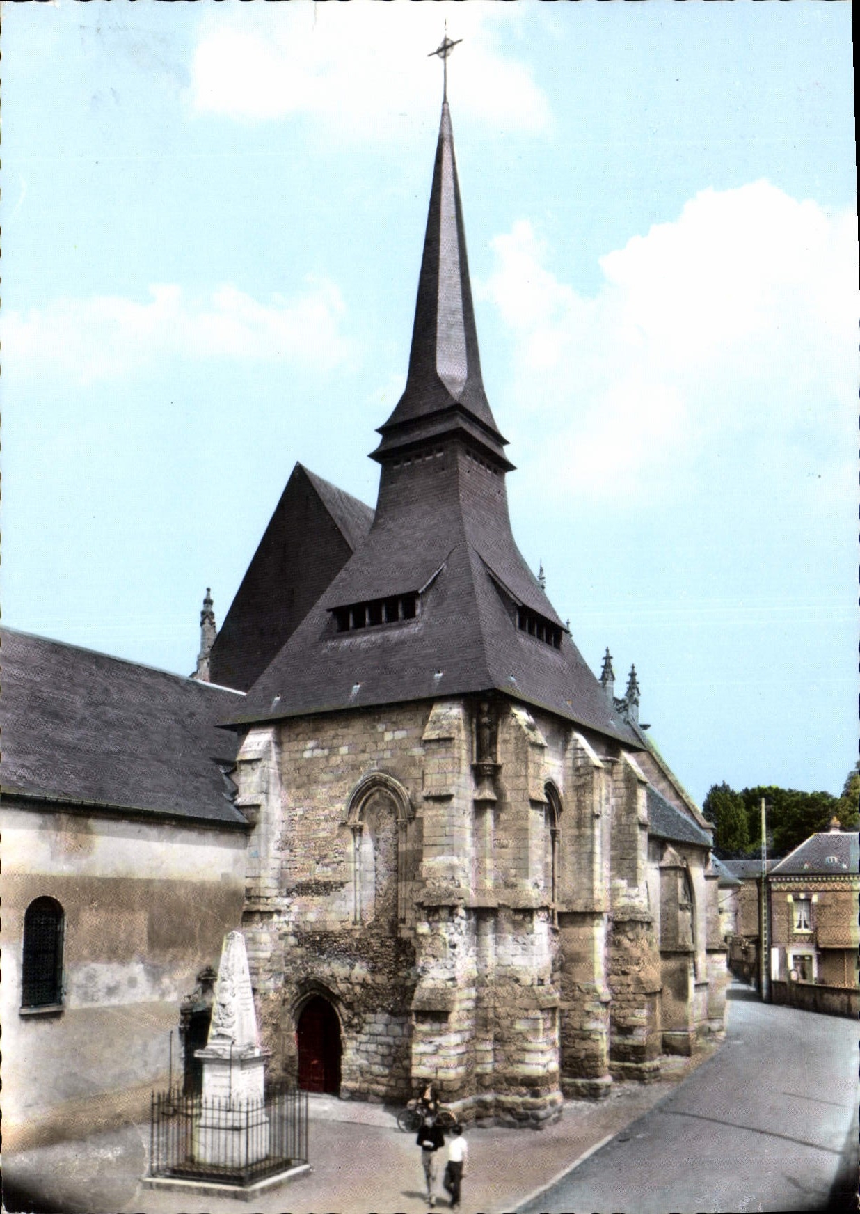 Église de Sérifontaine — Monument historique, XVᵉ s. — Éditeur S.P.A.D.E.M. n°60