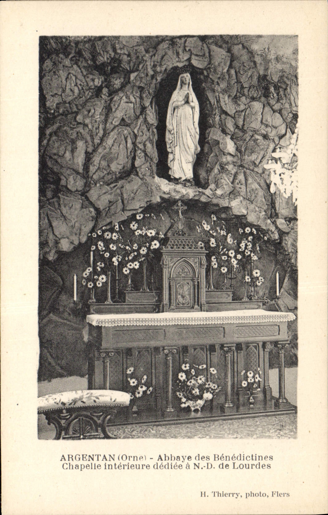 Argentan (Orne) - Abtei der Benediktiner - Innenkapelle geweiht der N.-D. von Lourdes