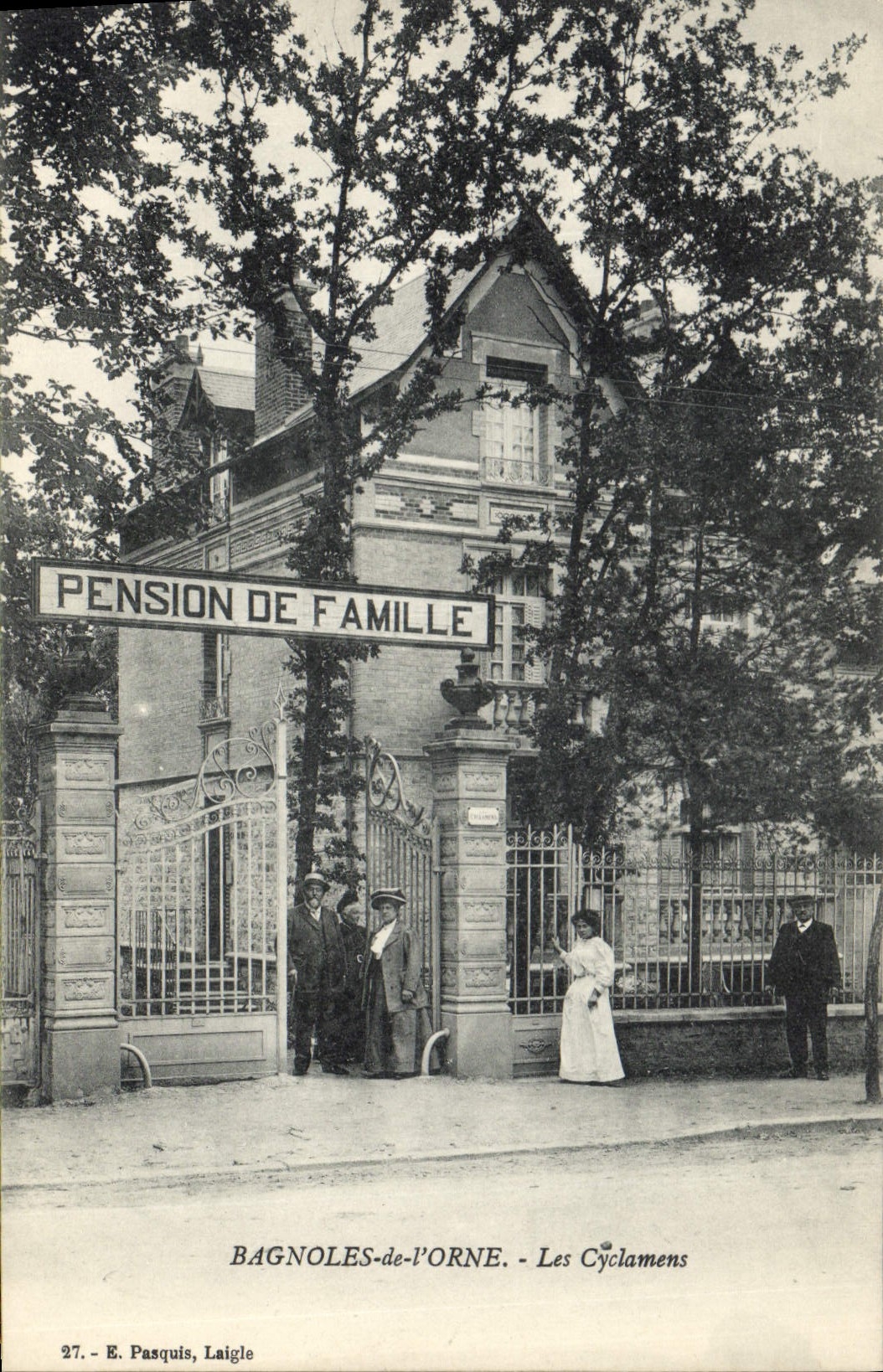 Bagnoles-de-l'Orne - Les Cyclamens — Pension de Famille — E. Pasquis, Laigle