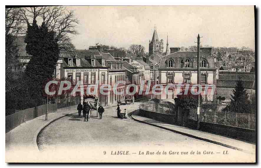 CPA Laigle la Rue de la Gare vue de la Gare 