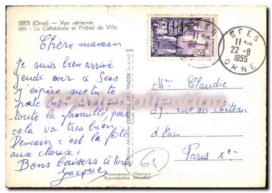 Sées (Orne) — Vue aérienne — Cathédrale et l'Hôtel de Ville — Éditions Aériennes Combier Imp. Maccon — Reverso
