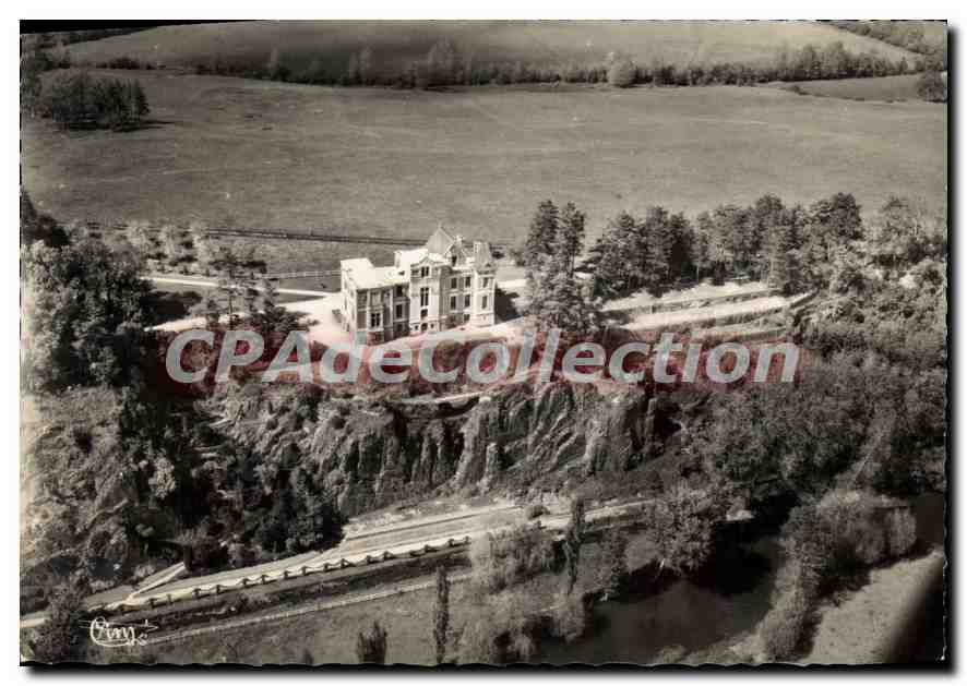 CPSM Mesnil Glaise pres Ecouche Orne Vue aerienne du Château