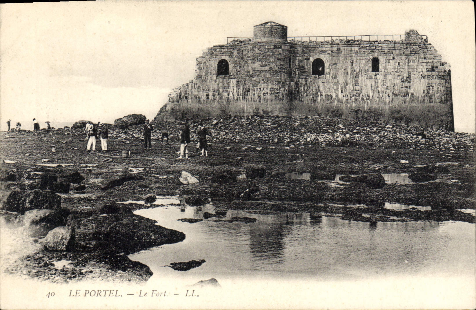 CPA Le Portel Le Fort 
