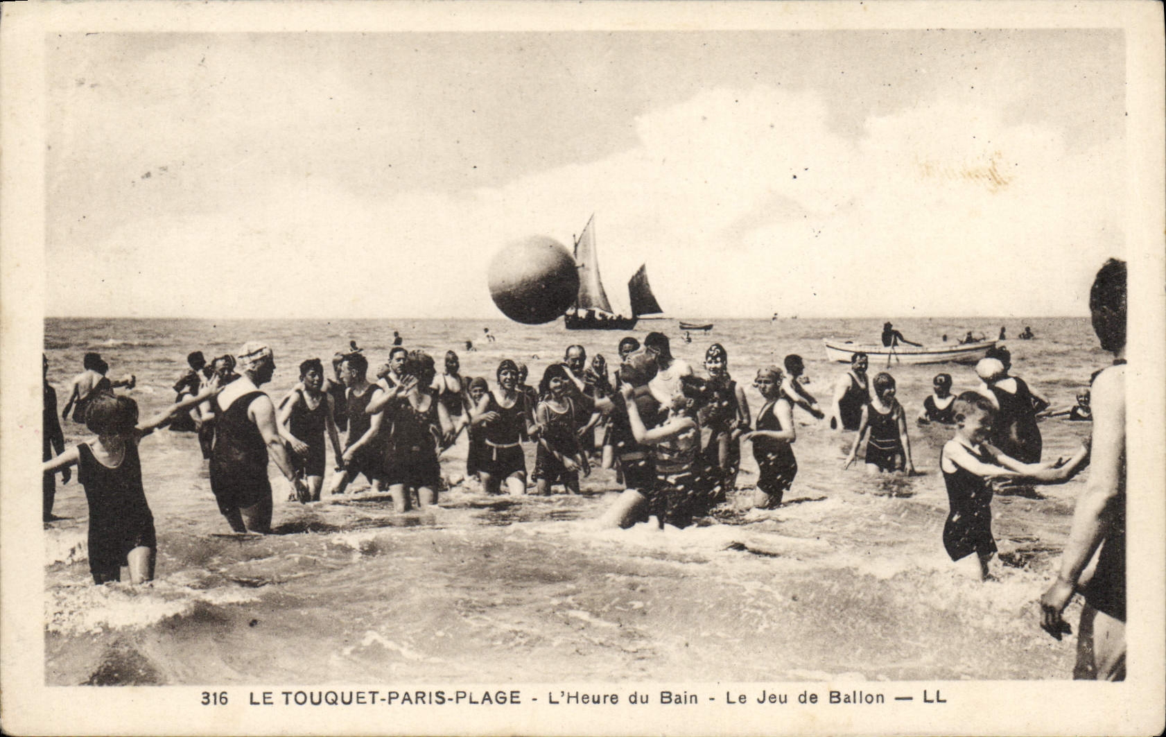 Le Touquet-Paris-Plage — L'Heure du Bain — Le Jeu de Ballon — LL — n°316