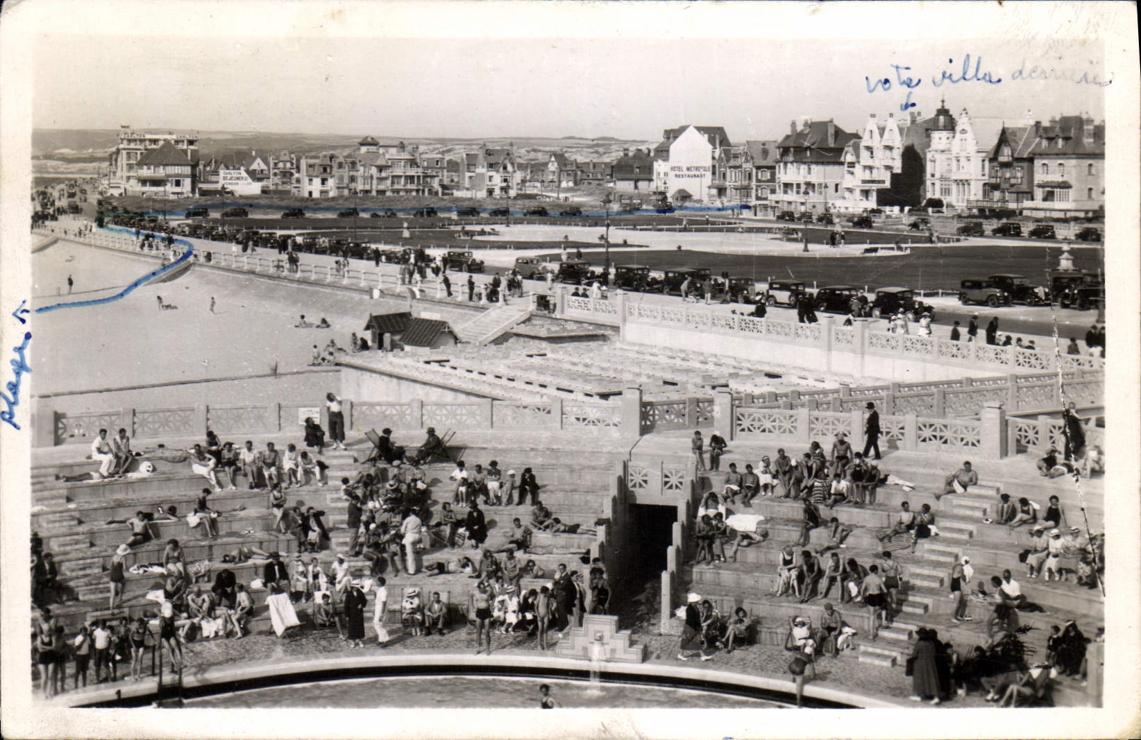 Vue générale de l'Esplanade prise du haut du Plongeoir — Le Touquet-Paris-Plage — éditeur REAL-PHOTO (50)