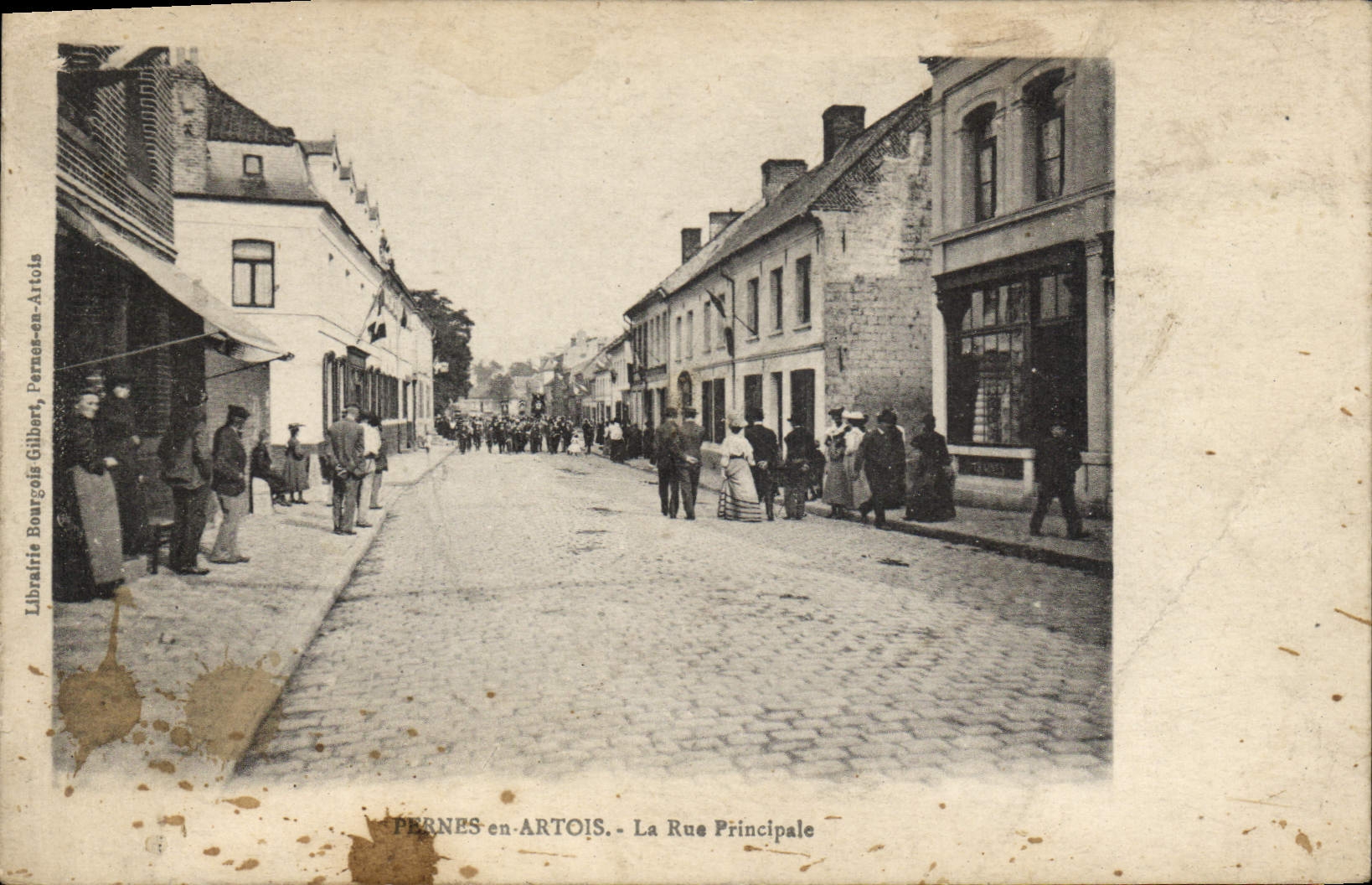 CPA Pernes en Artois la rue Principale 