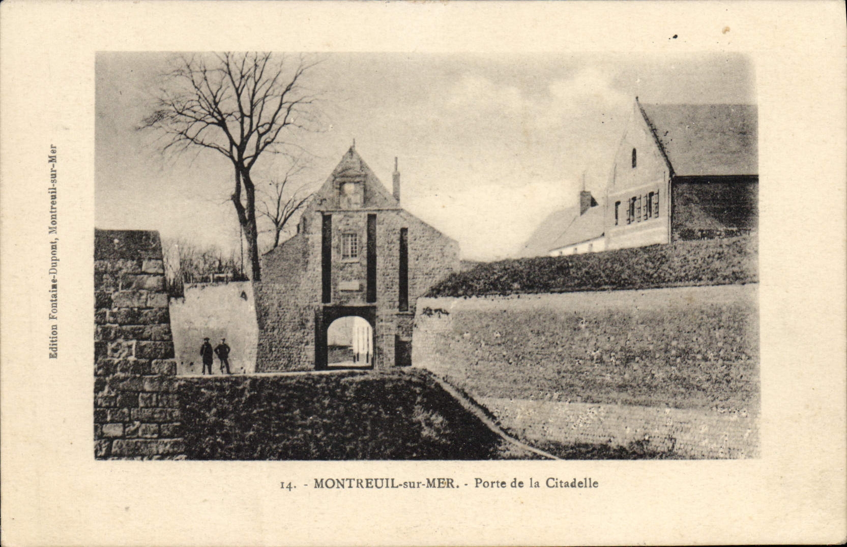 CPA Montreuil sur Mer Porte de la Citadelle 
