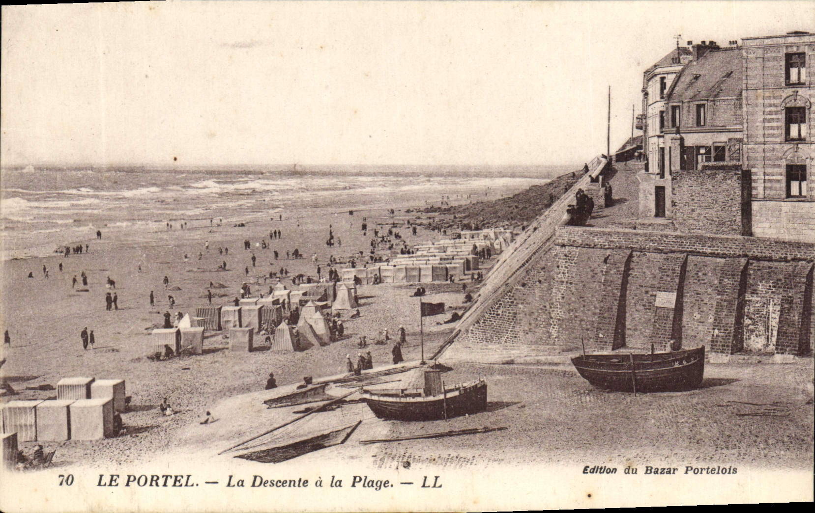 CPA Le Portel la Descente à la plage 