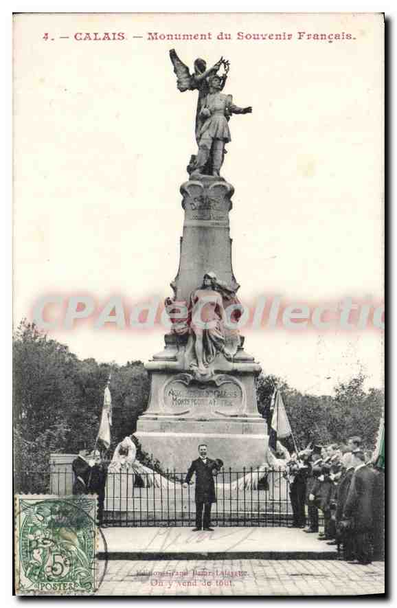 CPA Calais Monument du Souvenir Francais 