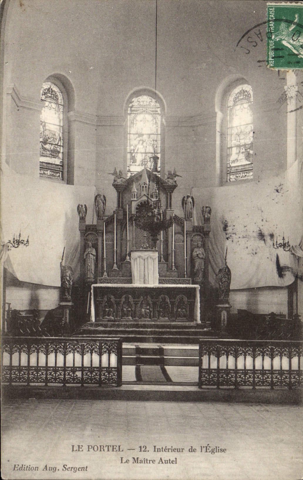 CPA Le Portel interieur de l'eglise le Maitre Autel 