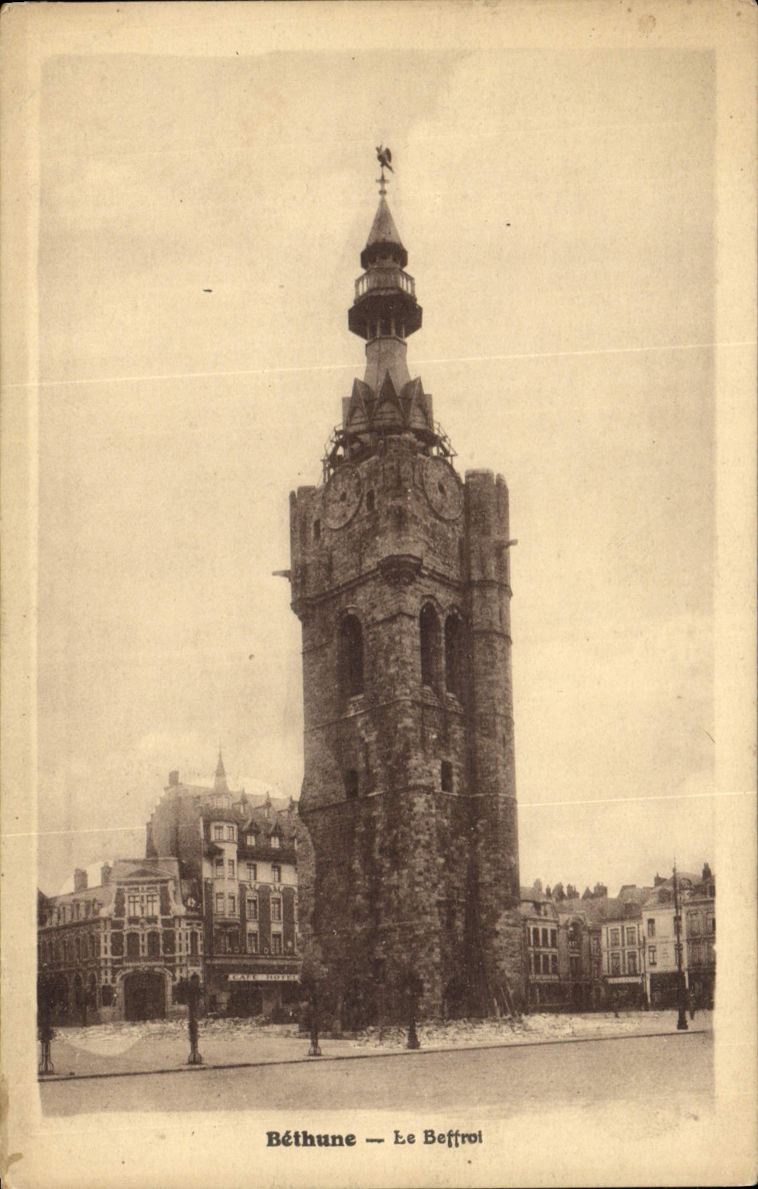 Béthune — Le Belfroi — Éditions Fauchois, n°62