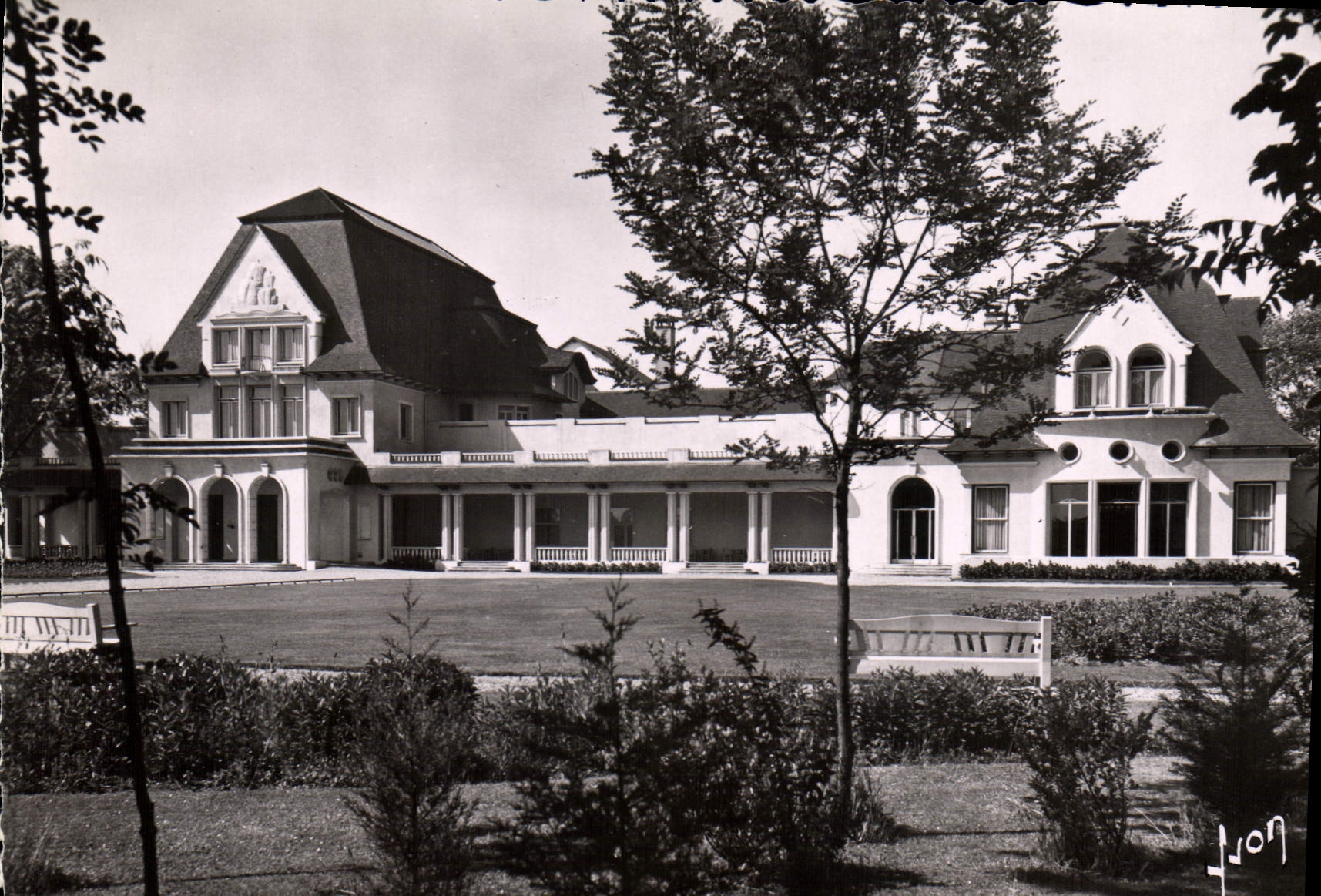Le Casino de la Forêt — Le Touquet-Paris-Plage (F.-de-C.) — Les Éditions d'Art, Paris