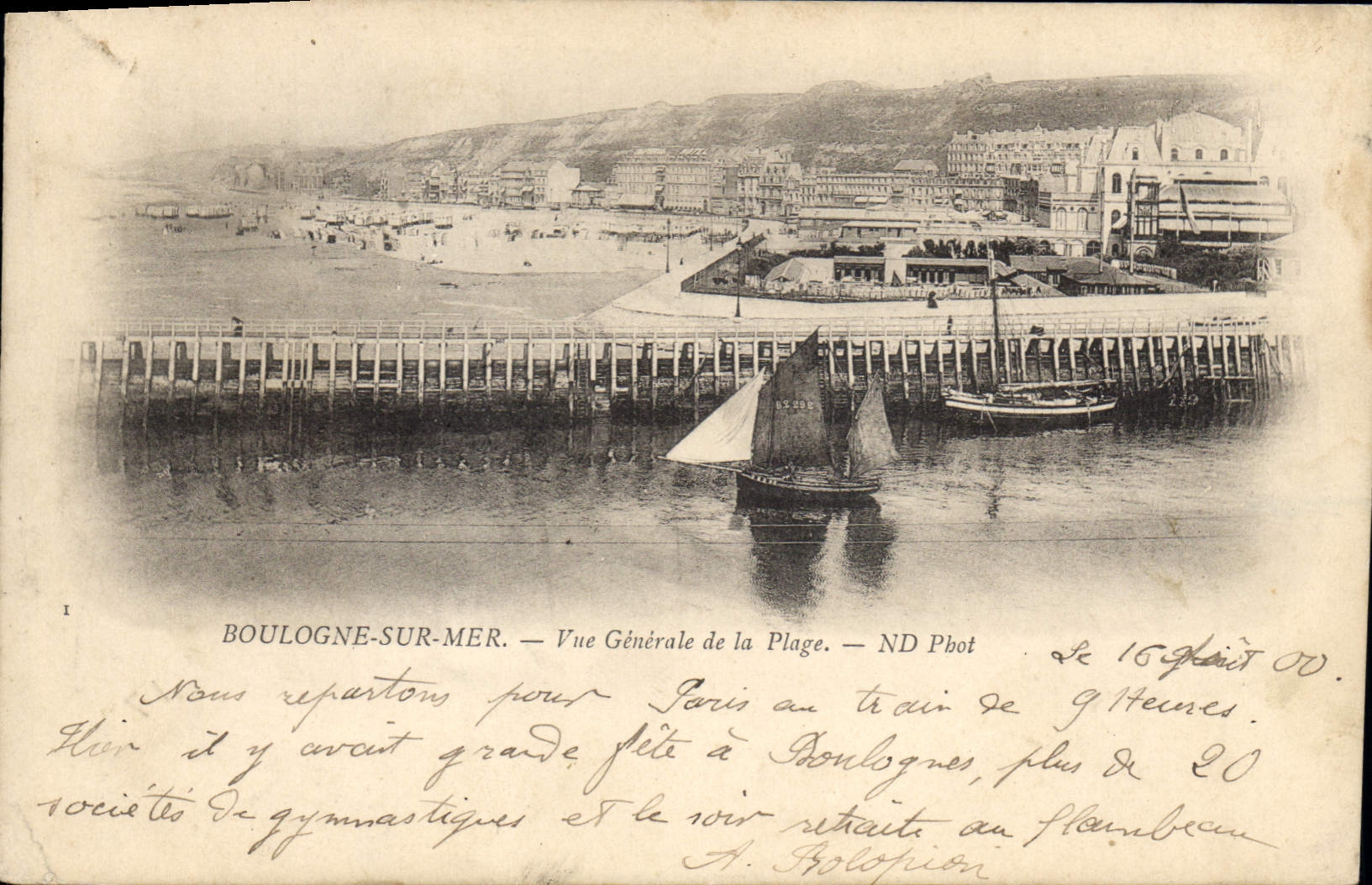 Boulogne-sur-Mer — Vista general de la playa — ND Phot